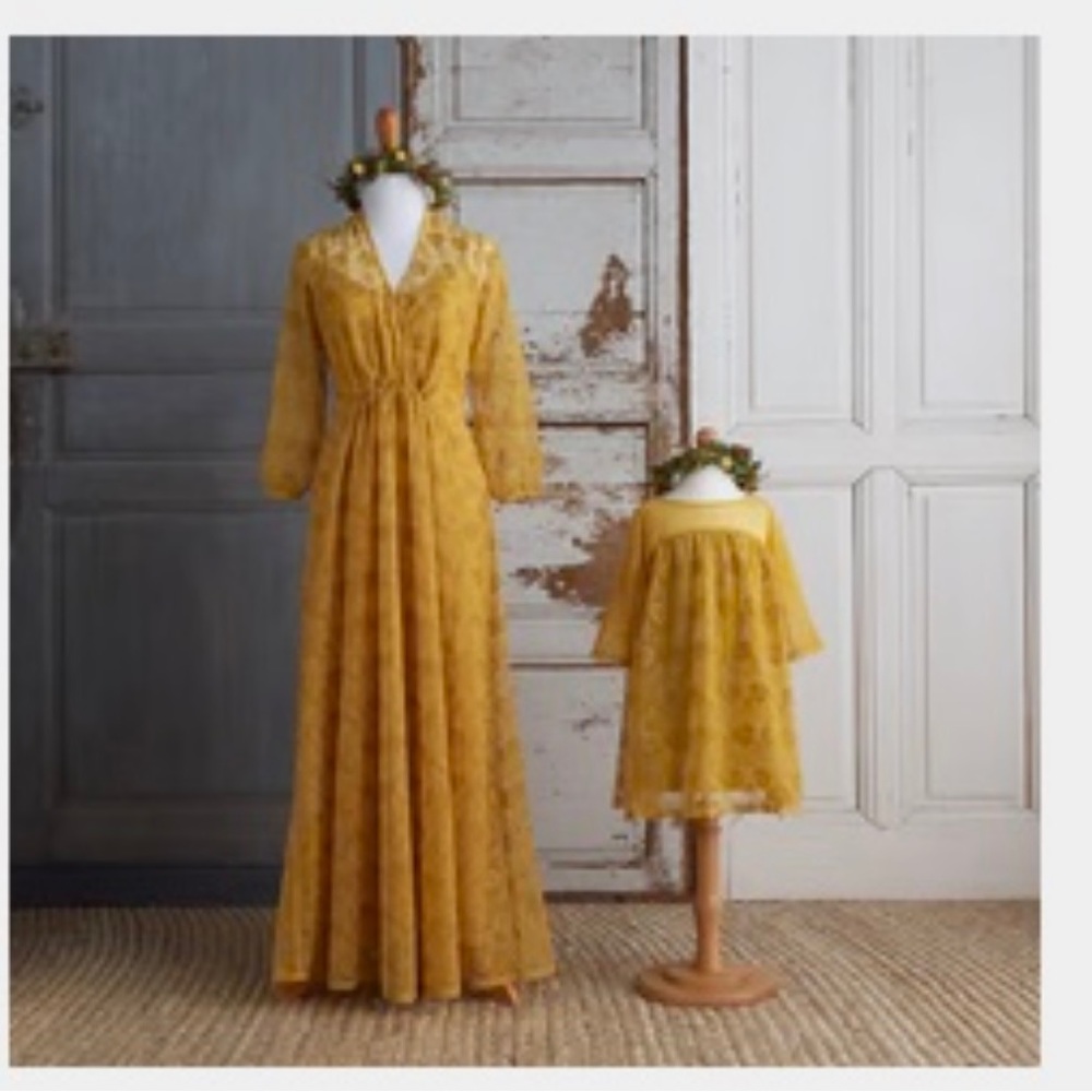 EleStory Dandelion Lace Mommy & Me Set